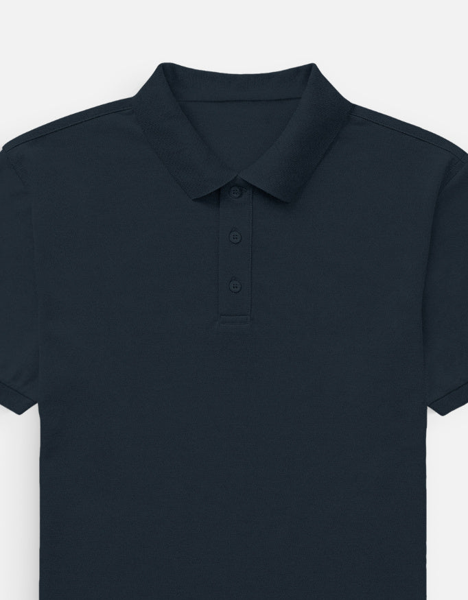 Color_NavyBlue. Classic short-sleeved polo shirt with a structured ribbed collar and two-button placket. High-quality pique cotton fabric in a solid color, offering a sharp yet relaxed regular fit for a unisex smart-casual aesthetic.