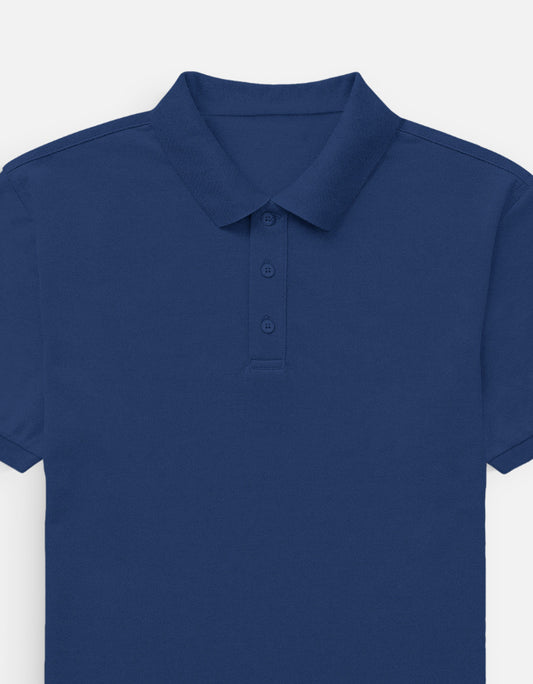 Color_RoyalBlue. Classic short-sleeved polo shirt with a structured ribbed collar and two-button placket. High-quality pique cotton fabric in a solid color, offering a sharp yet relaxed regular fit for a unisex smart-casual aesthetic.